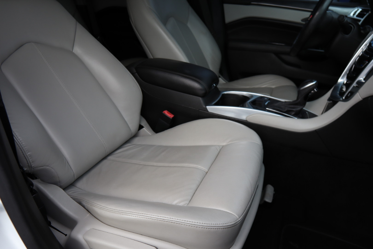 2013 Cadillac SRX Base photo 34