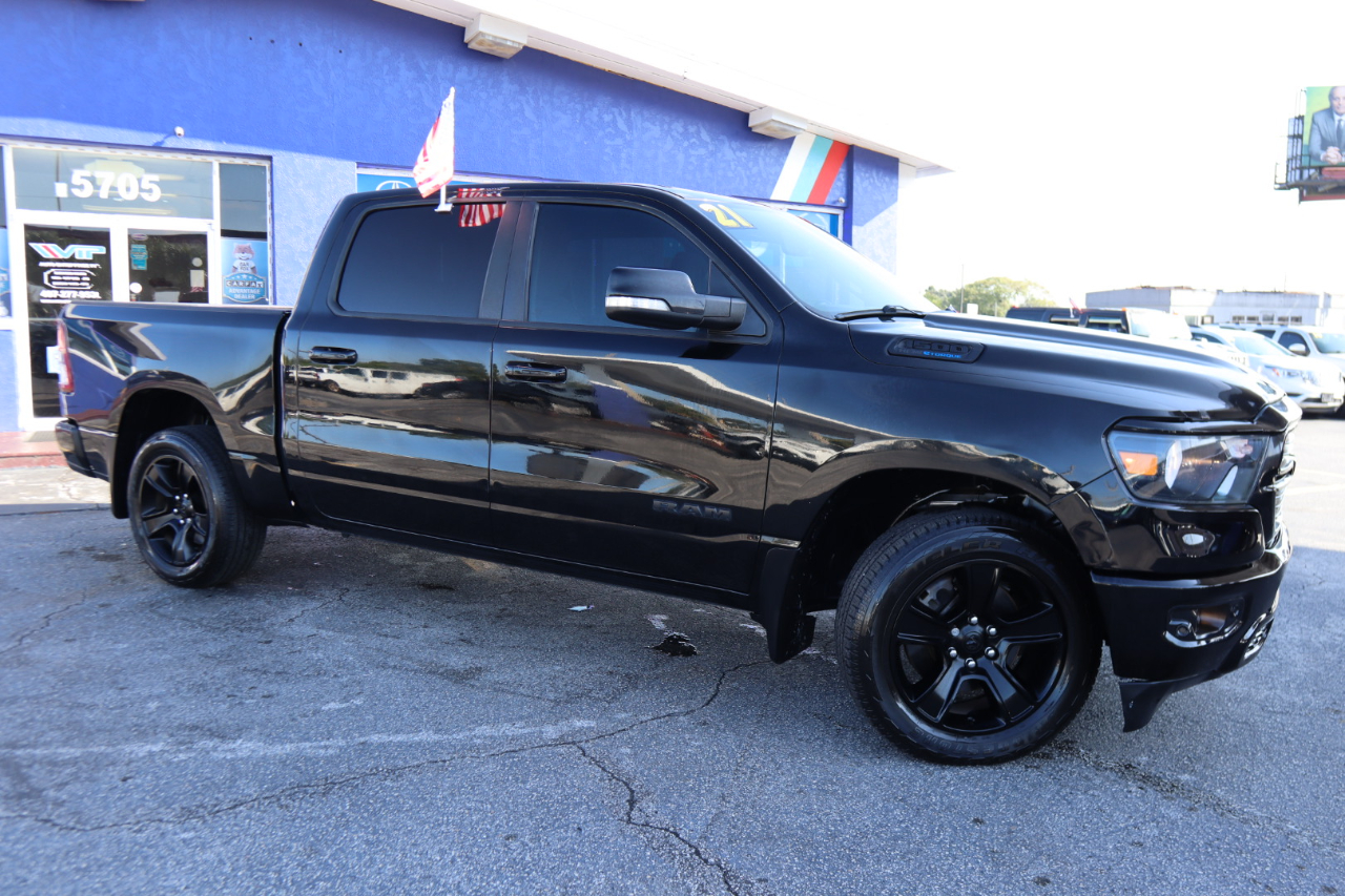 2021 Ram 1500 Big Horn photo 4