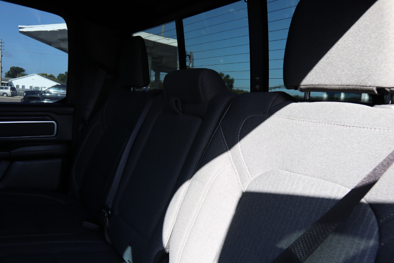 2021 Ram 1500 Big Horn photo 25