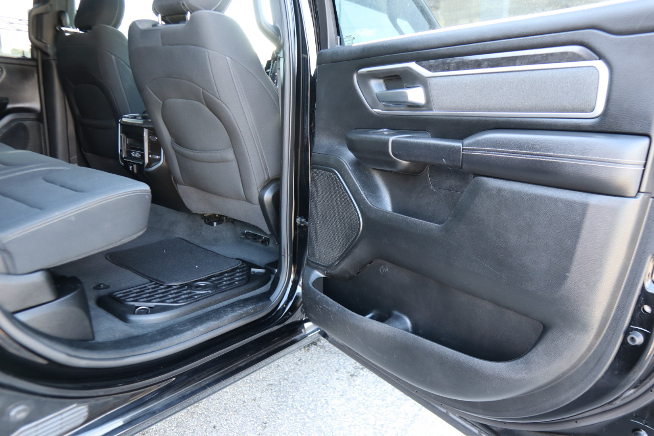 2021 Ram 1500 Big Horn photo 30