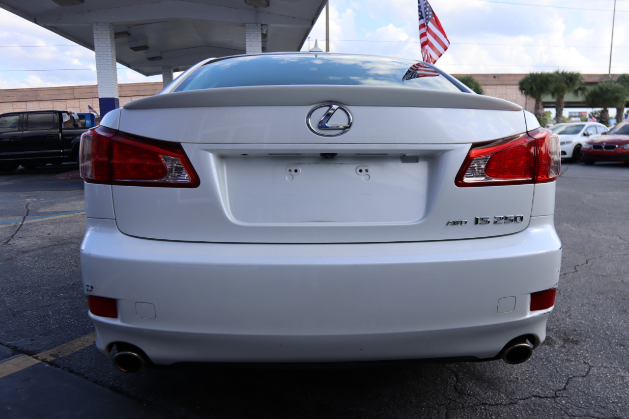 2012 Lexus IS 250 AWD photo 7