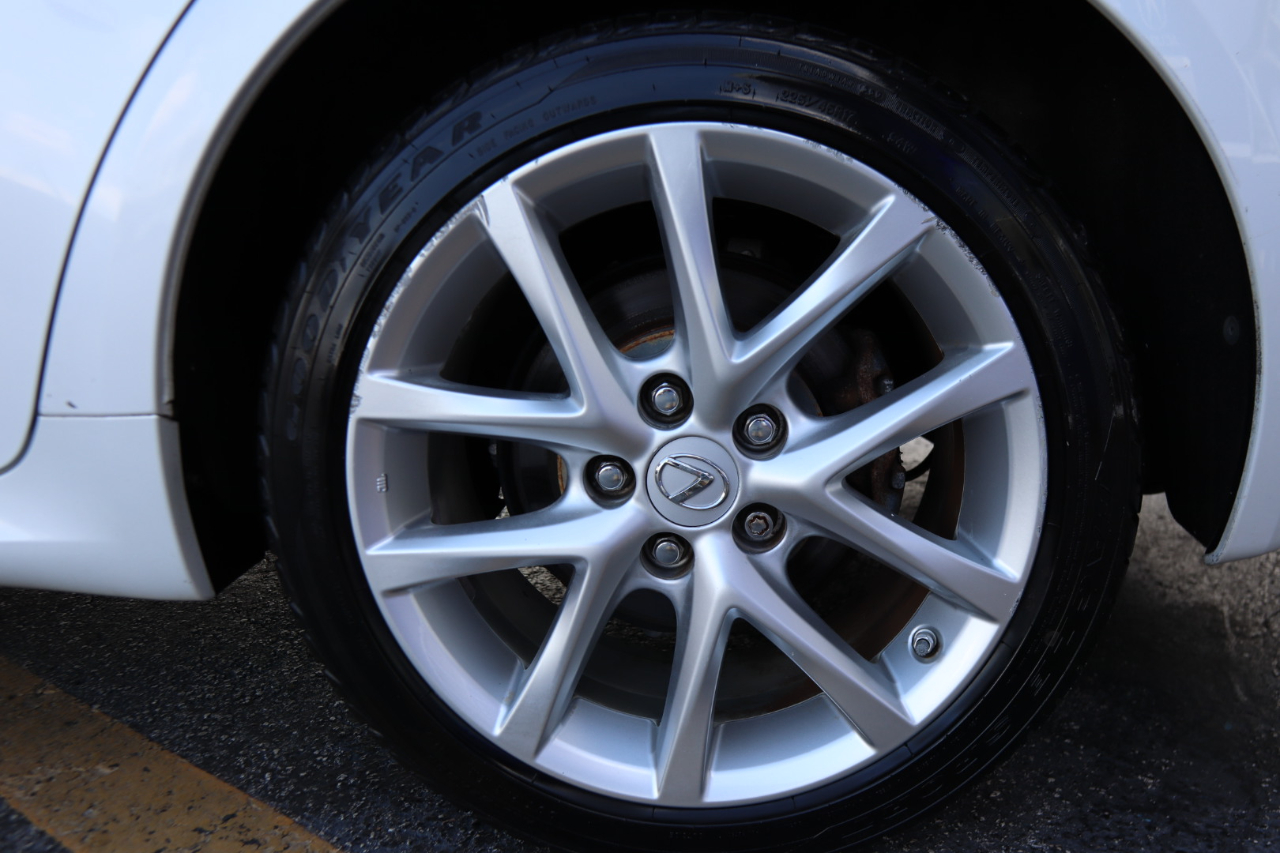 2012 Lexus IS 250 AWD photo 14