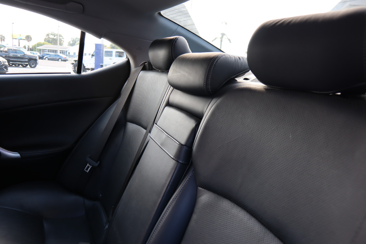 2012 Lexus IS 250 AWD photo 27