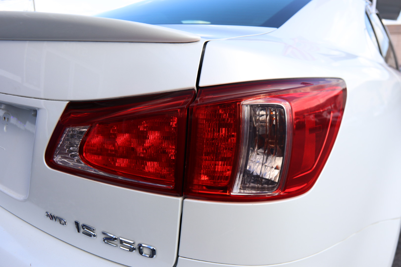 2012 Lexus IS 250 AWD photo 30