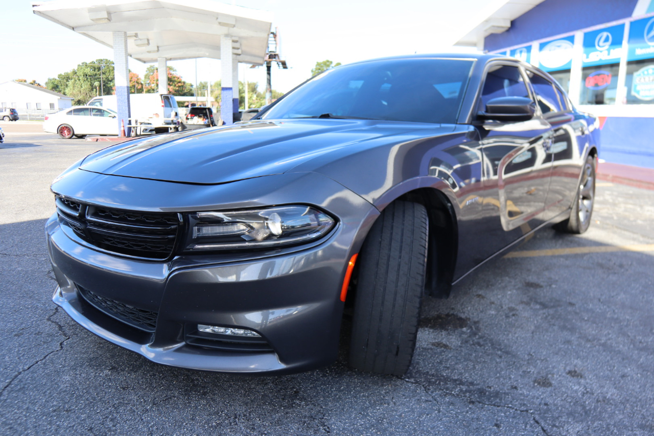 Dodge Charger 4dr Sdn RT RWD 2015 Dodge Charger 4dr Sdn RT RWD 2015