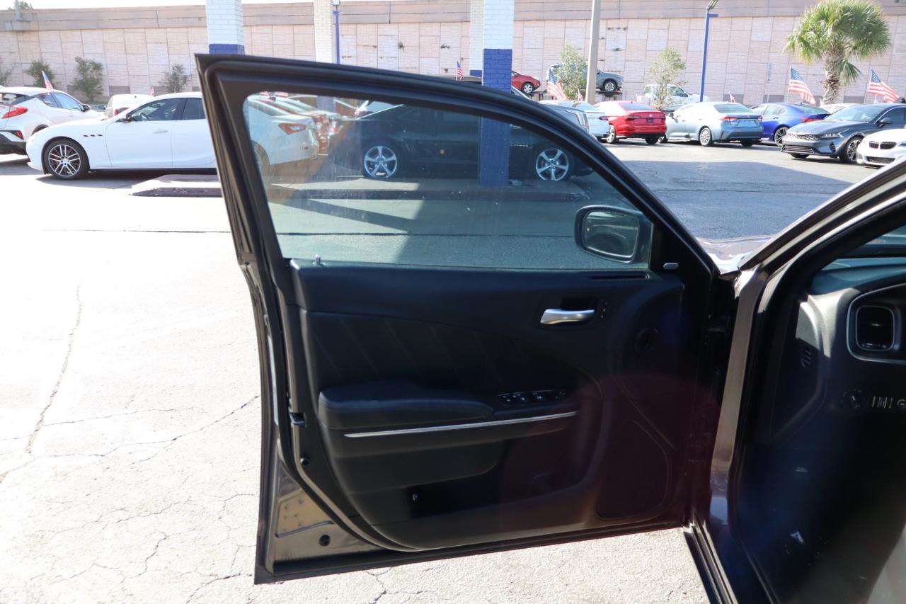 Dodge Charger 4dr Sdn Road/Track RWD 2015