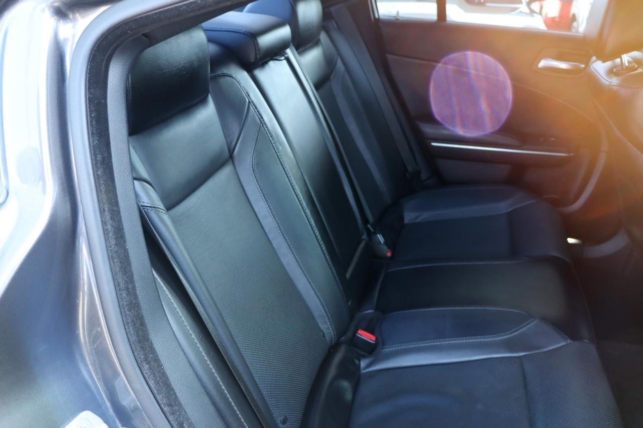 Dodge Charger 4dr Sdn Road/Track RWD 2015