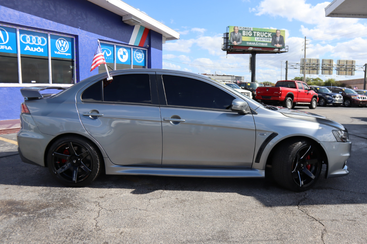 Mitsubishi Lancer Evolution 4dr Sdn Man GSR 2015 Mitsubishi Lancer Evolution 4dr Sdn Man GSR 2015
