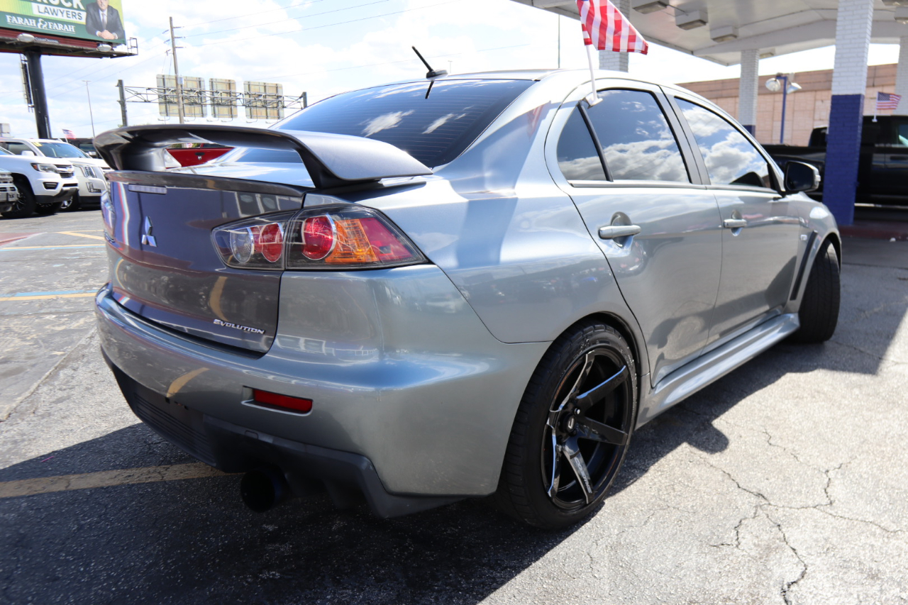 Mitsubishi Lancer Evolution 4dr Sdn Man GSR 2015 Mitsubishi Lancer Evolution 4dr Sdn Man GSR 2015