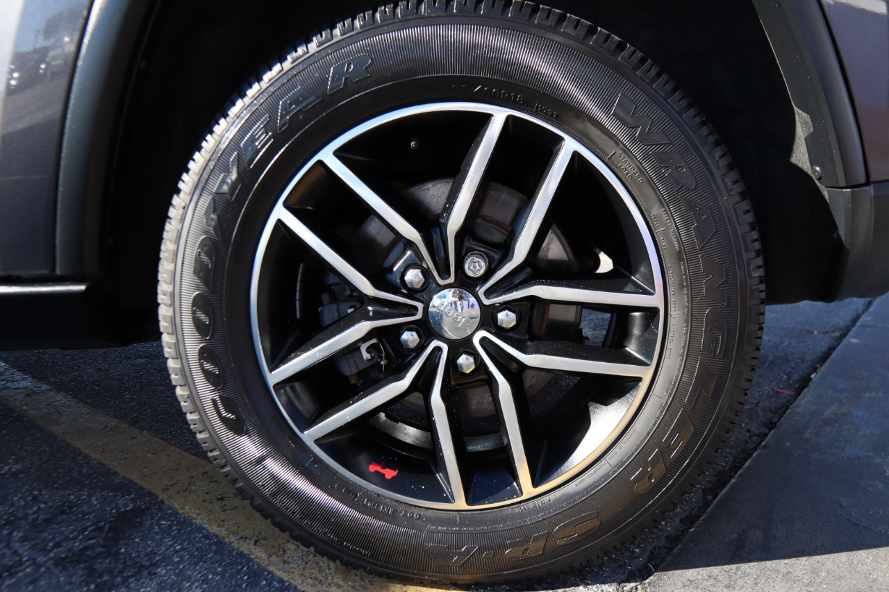 Jeep Grand Cherokee Trailhawk 4x4 *Ltd Avail* 2018 Jeep Grand Cherokee Trailhawk 4x4 *Ltd Avail* 2018