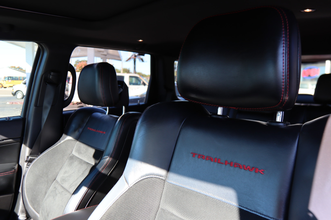 Jeep Grand Cherokee Trailhawk 4x4 *Ltd Avail* 2018 Jeep Grand Cherokee Trailhawk 4x4 *Ltd Avail* 2018