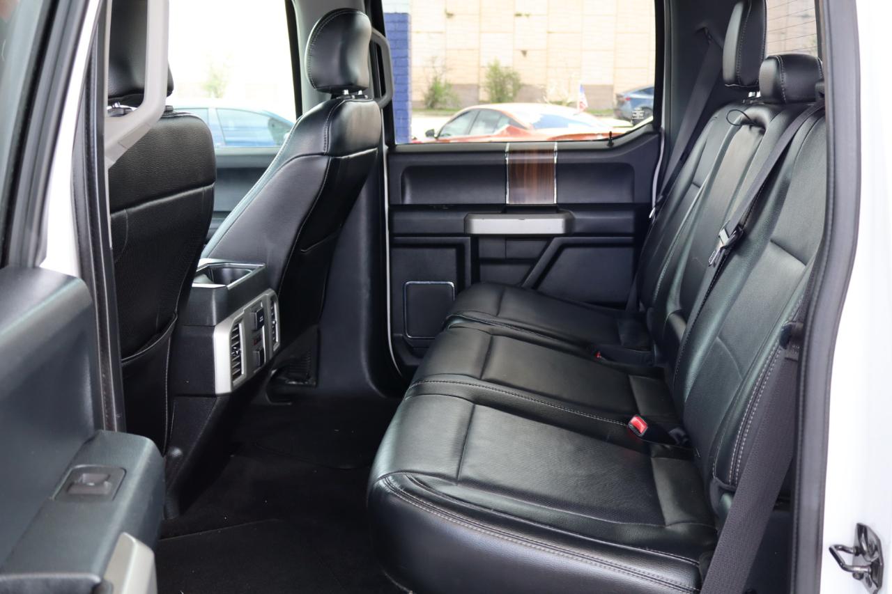 Ford F-150 4WD SuperCrew 145" Lariat 2015