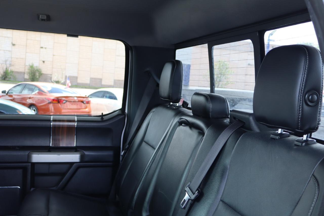 Ford F-150 4WD SuperCrew 145" Lariat 2015