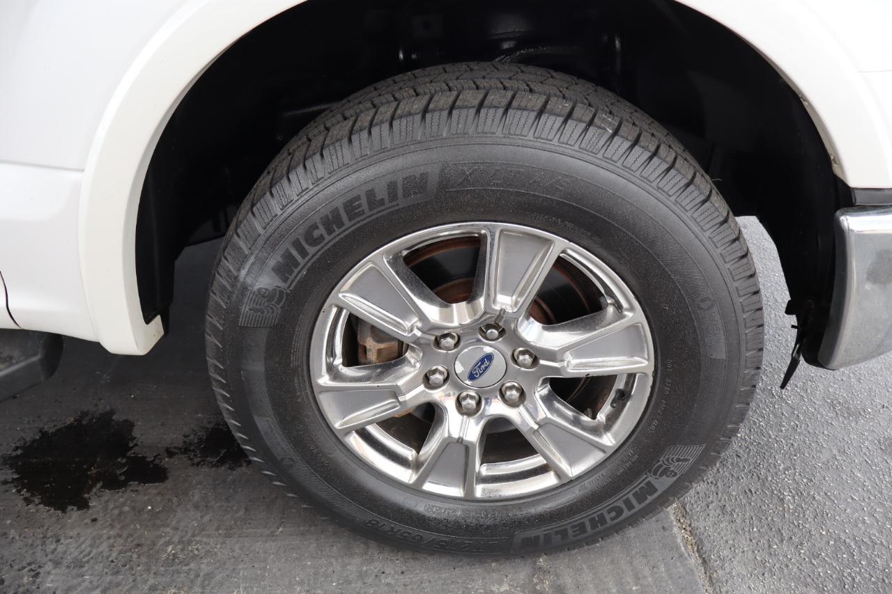 Ford F-150 4WD SuperCrew 145" Lariat 2015