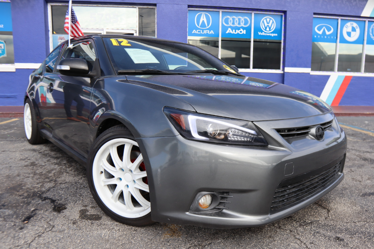Scion tC 2dr HB Man (Natl) 2012
