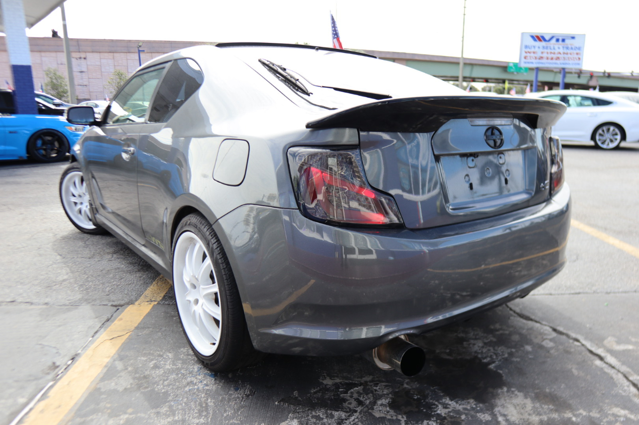Scion tC 2dr HB Man (Natl) 2012