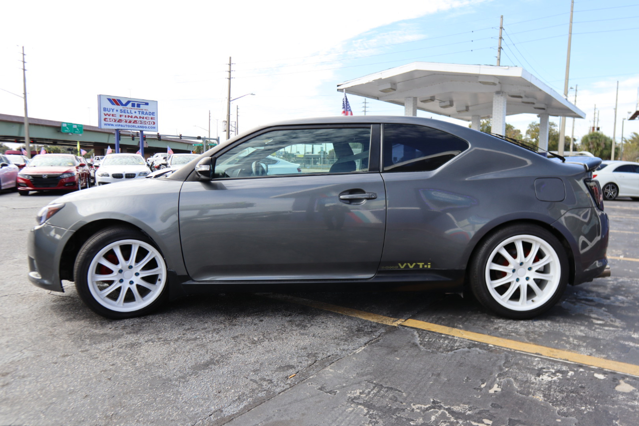Scion tC 2dr HB Man (Natl) 2012