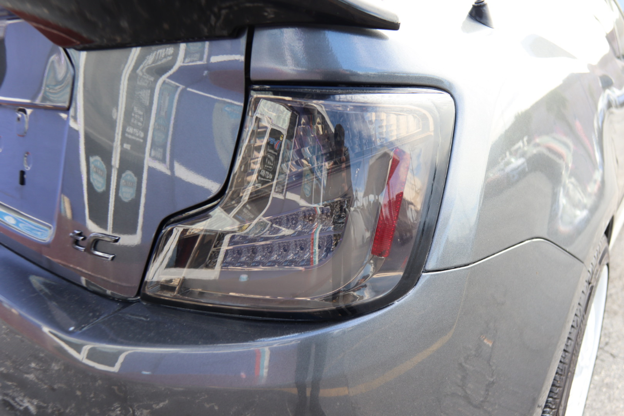 Scion tC 2dr HB Man (Natl) 2012