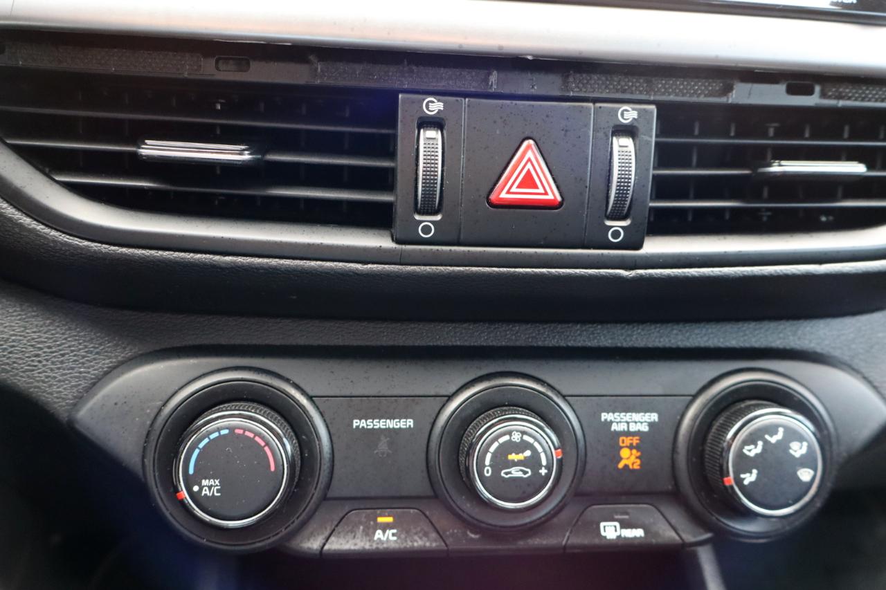 Kia Forte LXS IVT 2021