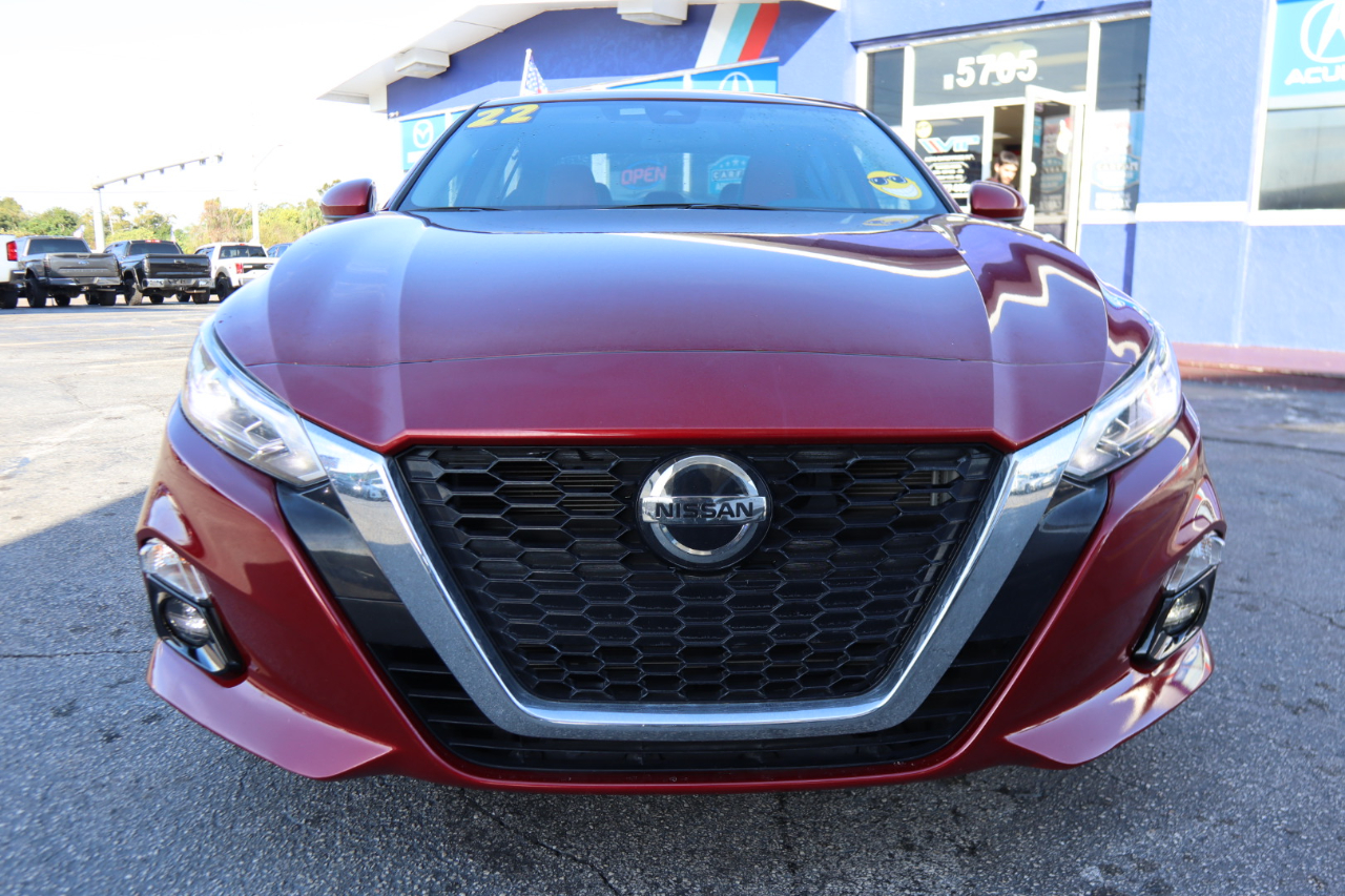Nissan Altima 2.5 SL Sedan 2022