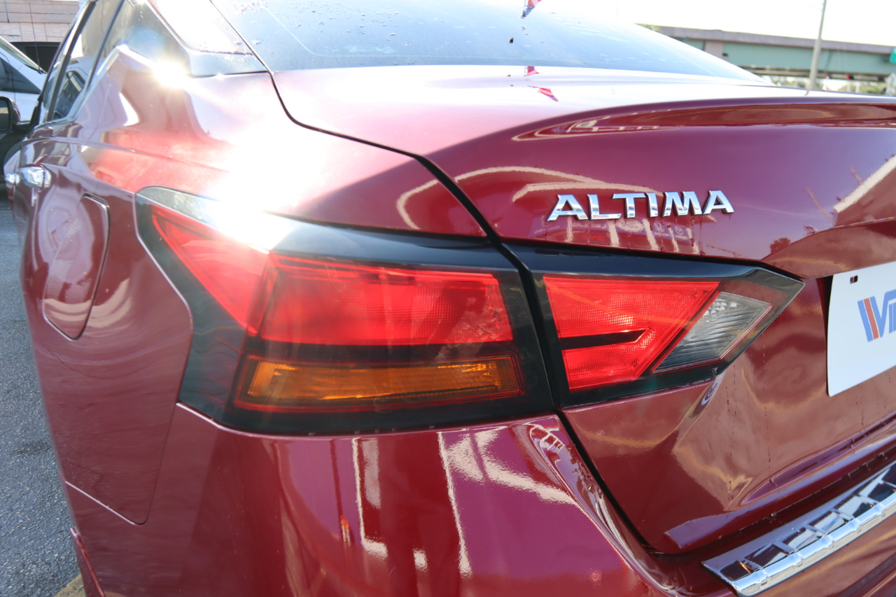 Nissan Altima 2.5 SL Sedan 2022
