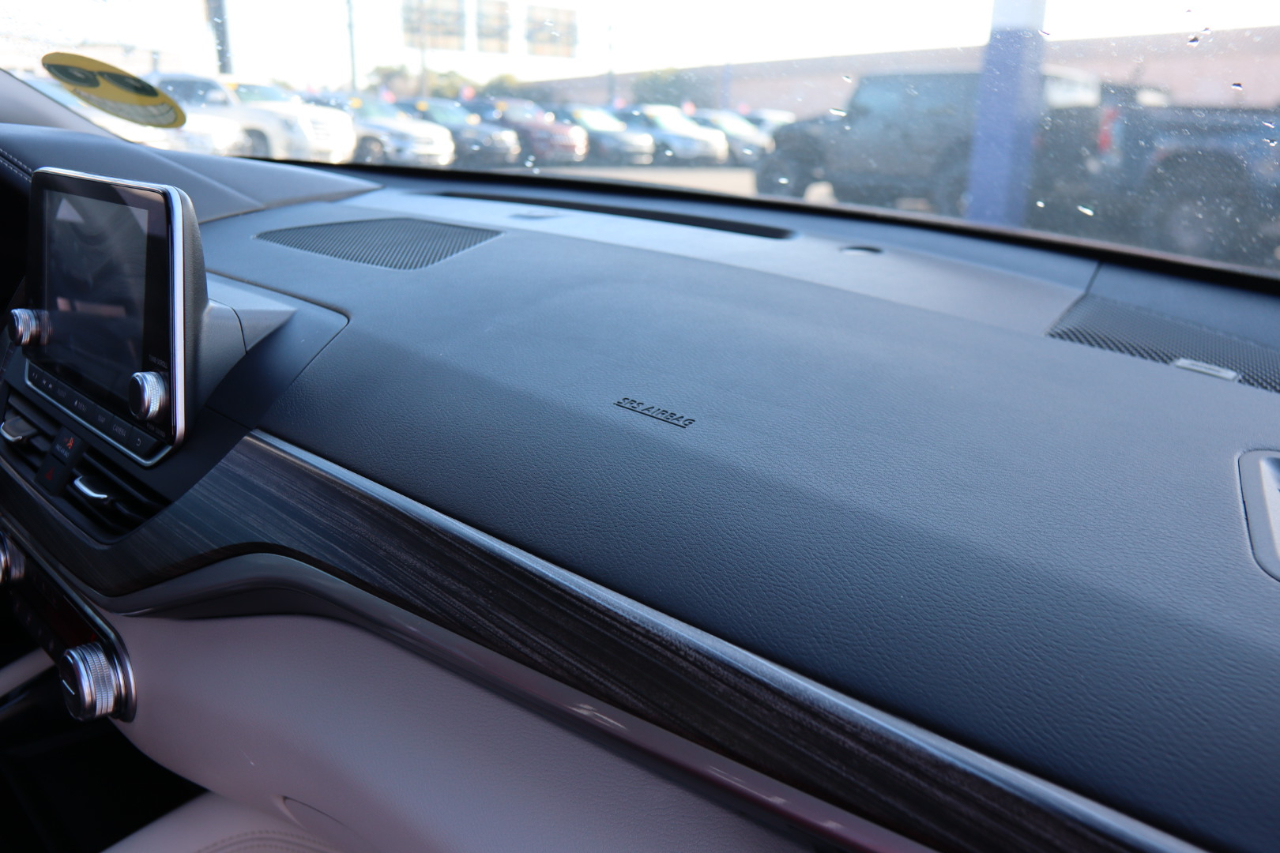 Nissan Altima 2.5 SL Sedan 2022