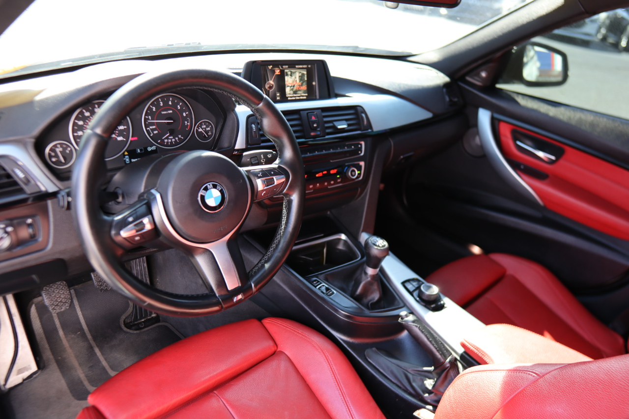 BMW 3 Series 4dr Sdn 335i RWD 2015