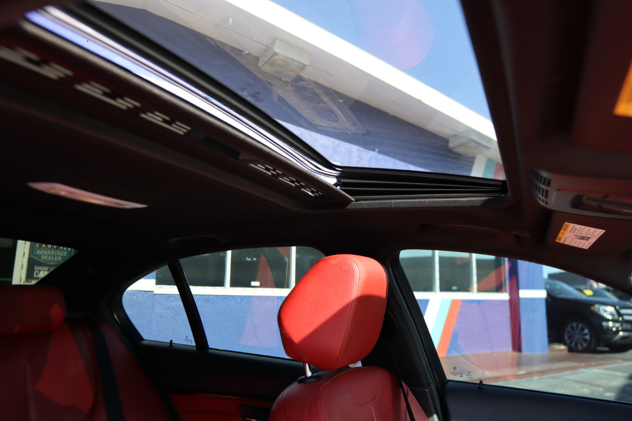 BMW 3 Series 4dr Sdn 335i RWD 2015