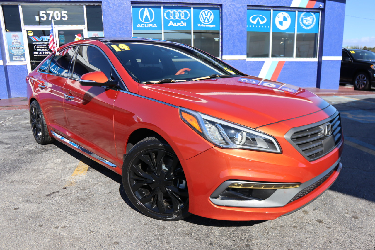 Hyundai Sonata 4dr Sdn 2.0T Limited w/Gray Accents 2015