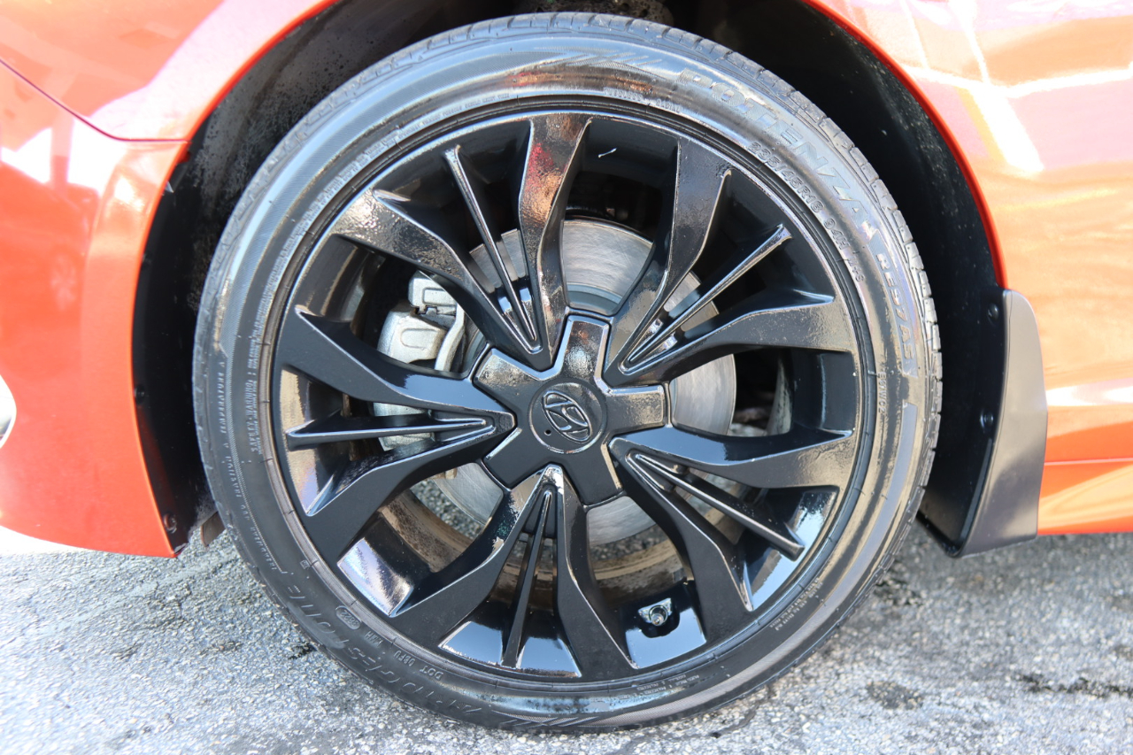 Hyundai Sonata 4dr Sdn 2.0T Limited w/Gray Accents 2015