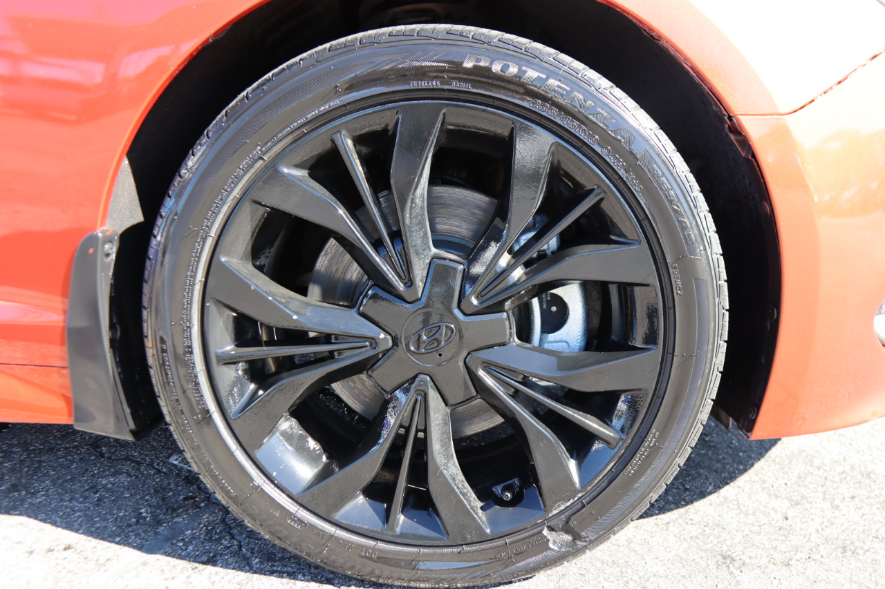 Hyundai Sonata 4dr Sdn 2.0T Limited w/Gray Accents 2015