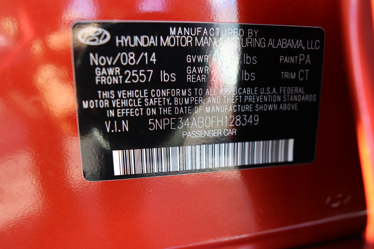 Hyundai Sonata 4dr Sdn 2.0T Limited w/Gray Accents 2015