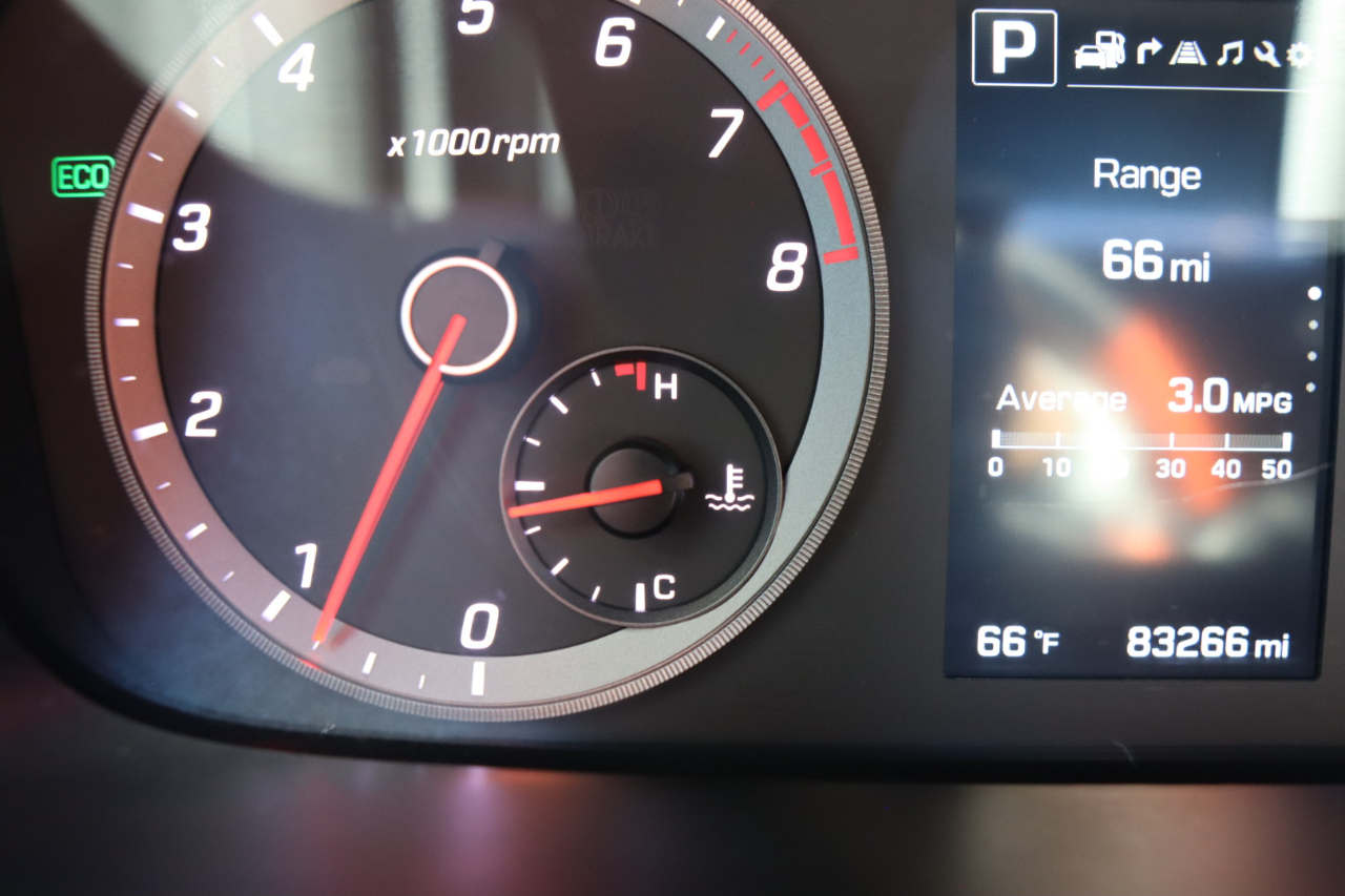 Hyundai Sonata 4dr Sdn 2.0T Limited w/Gray Accents 2015