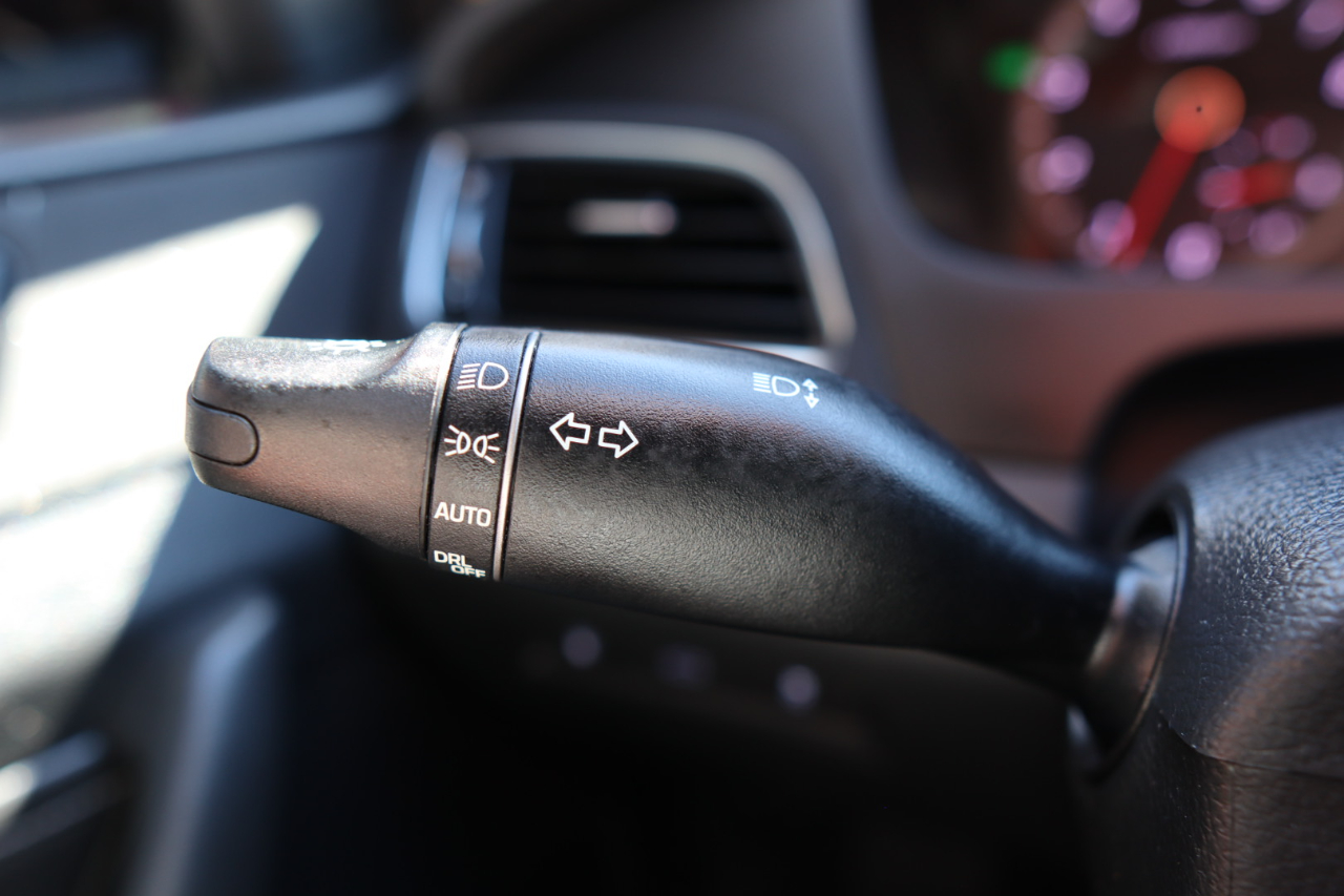 Hyundai Sonata 4dr Sdn 2.0T Limited w/Gray Accents 2015