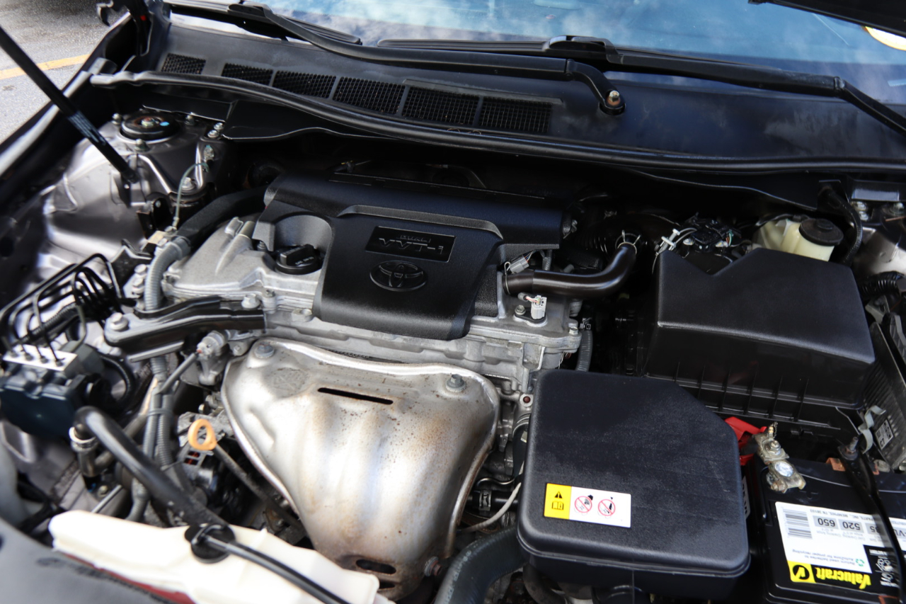 Toyota Camry XLE Auto (Natl) 2017