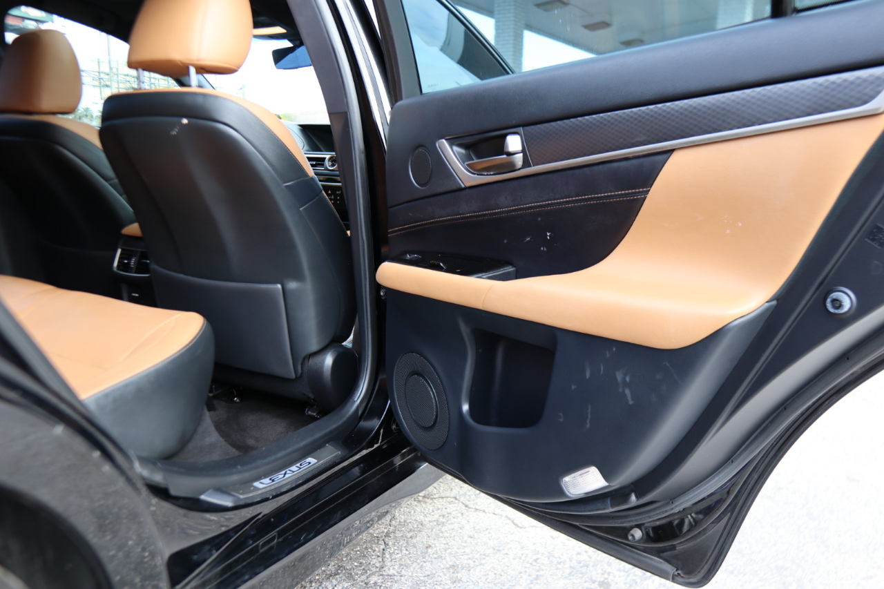 Lexus GS 350 4dr Sdn RWD 2016