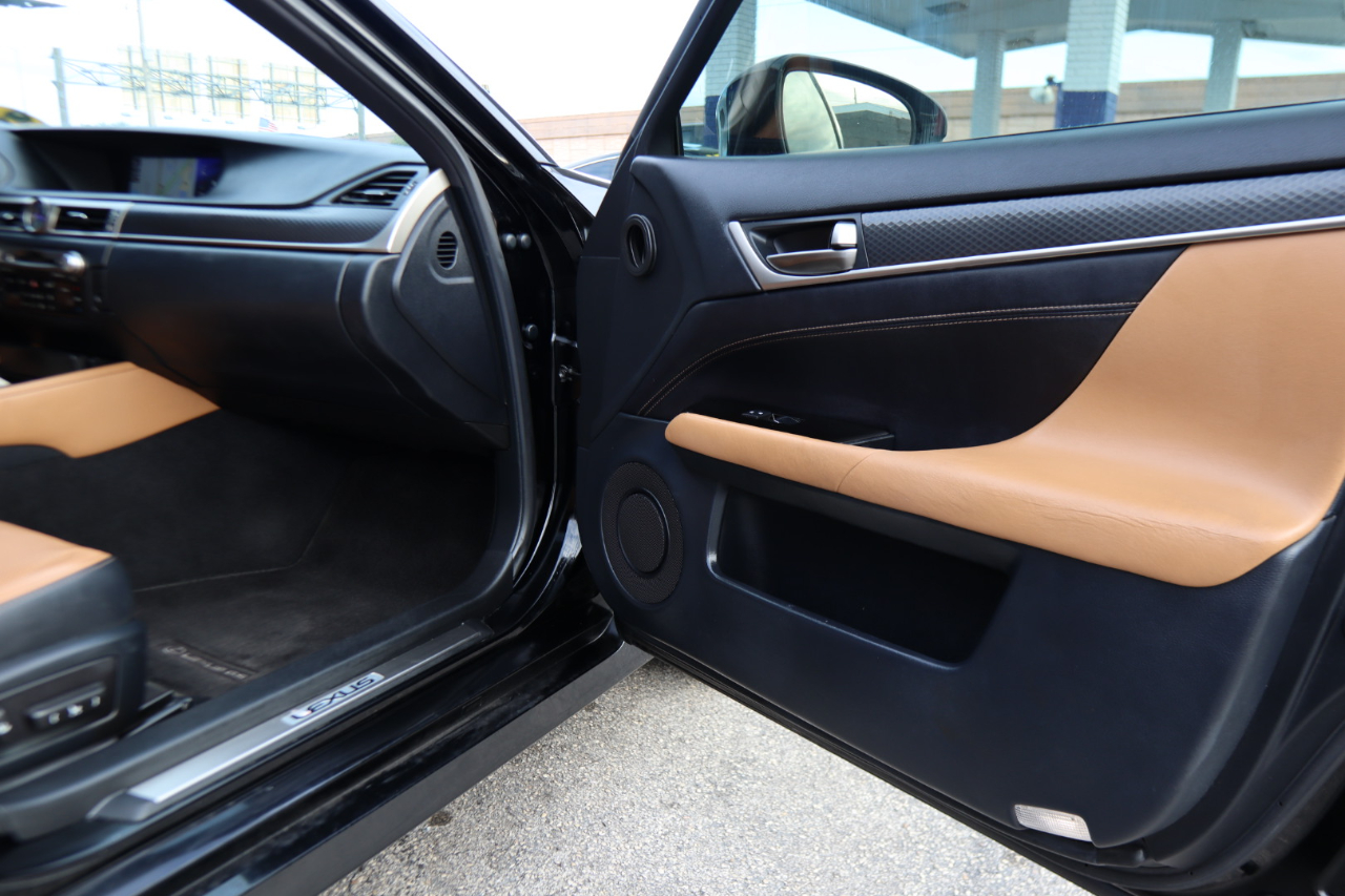 Lexus GS 350 4dr Sdn RWD 2016