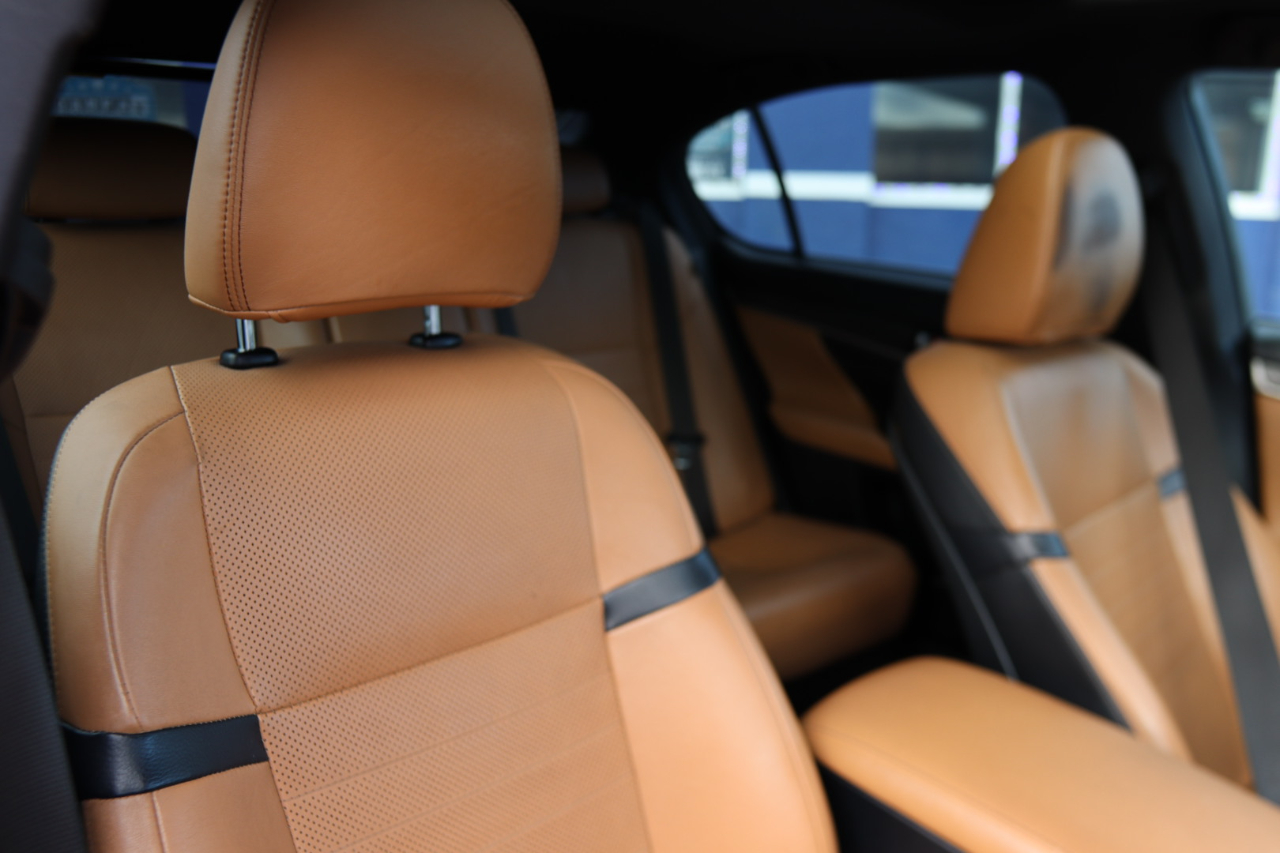 Lexus GS 350 4dr Sdn RWD 2016