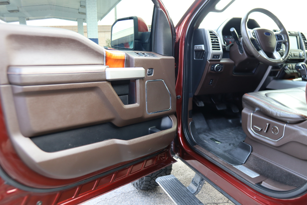 Ford F-150 4WD SuperCrew 145" King Ranch 2016