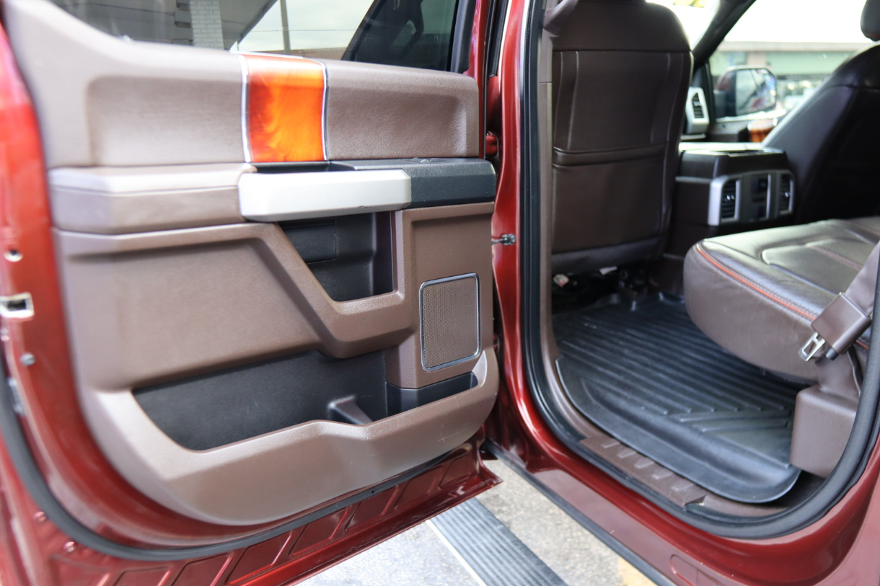 Ford F-150 4WD SuperCrew 145" King Ranch 2016