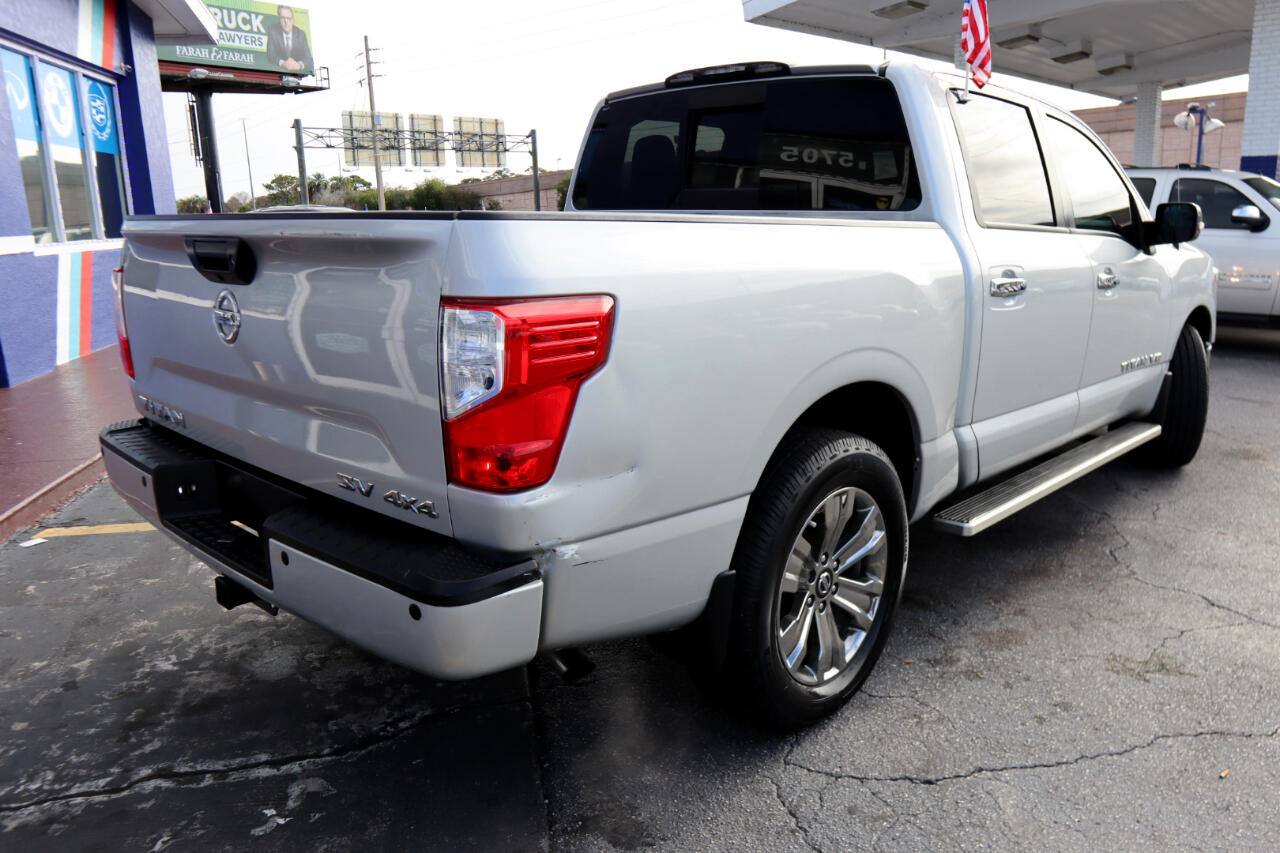 Nissan Titan 4x4 Crew Cab SV 2018