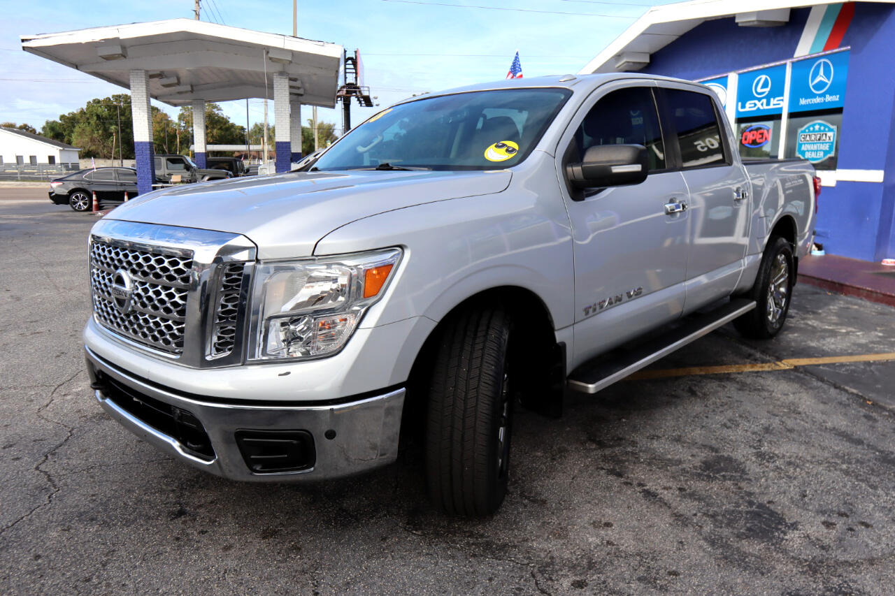 Nissan Titan 4x4 Crew Cab SV 2018
