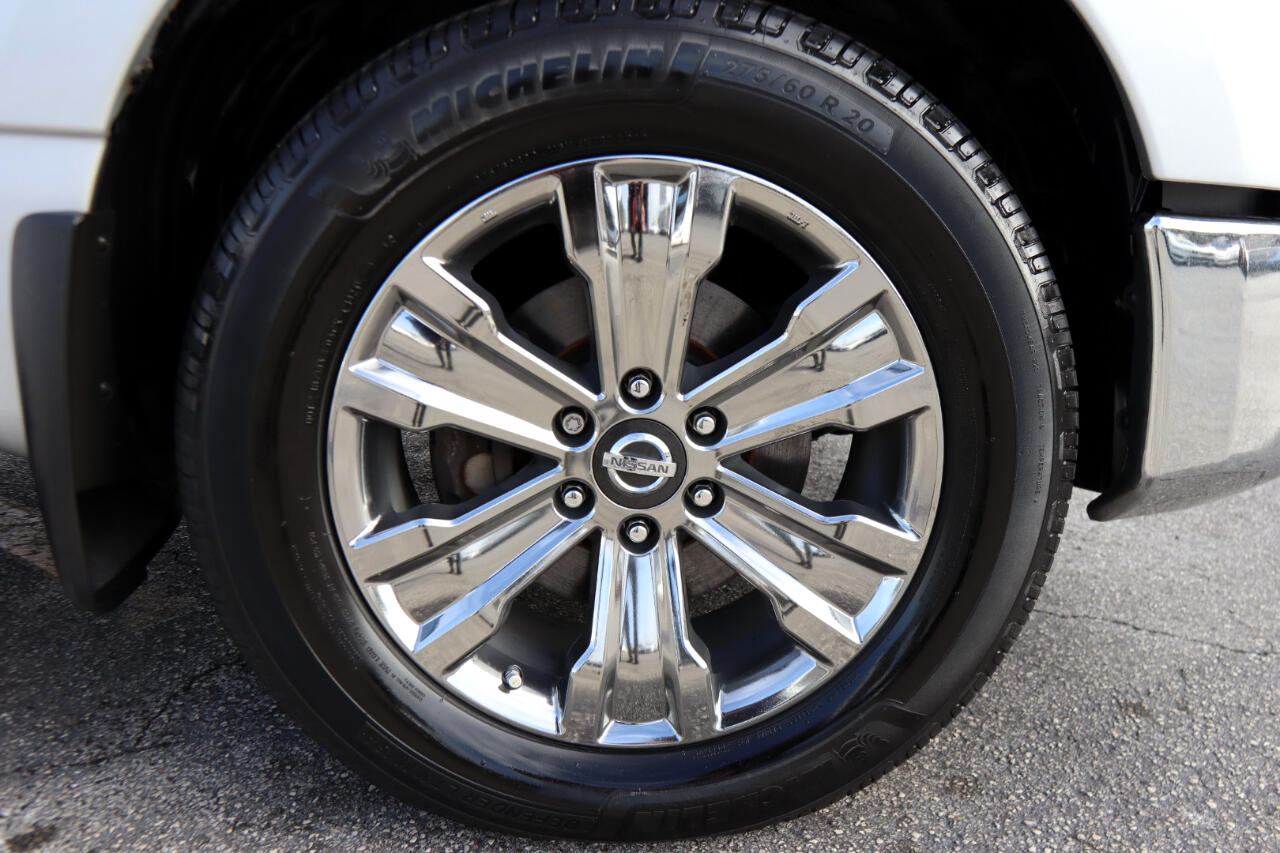 Nissan Titan 4x4 Crew Cab SV 2018