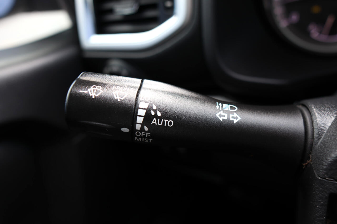 Nissan Titan 4x4 Crew Cab SV 2018