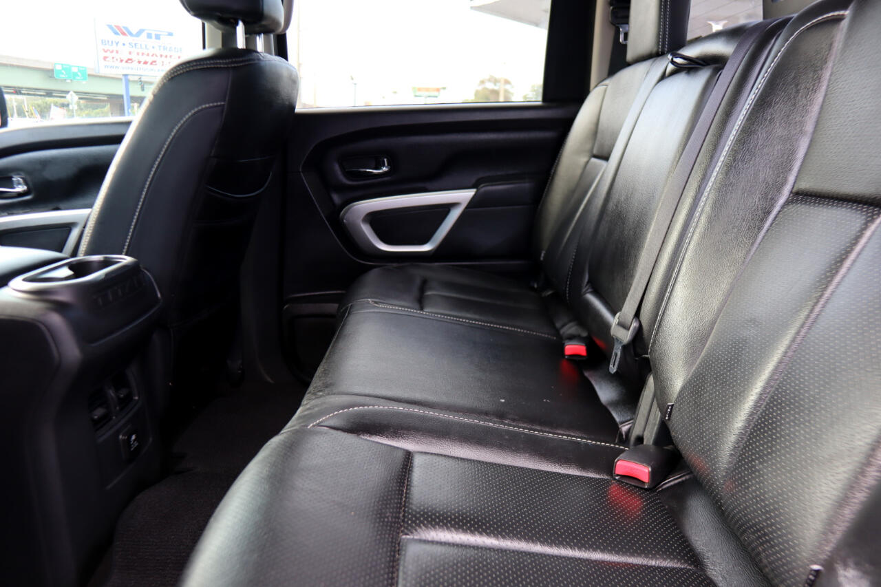 Nissan Titan 4x4 Crew Cab SV 2018