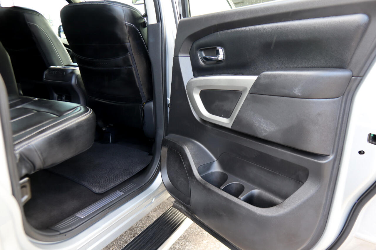 Nissan Titan 4x4 Crew Cab SV 2018