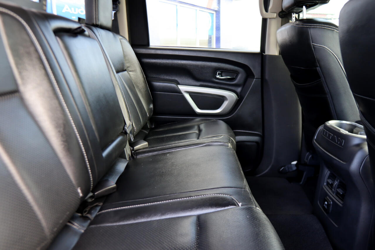 Nissan Titan 4x4 Crew Cab SV 2018