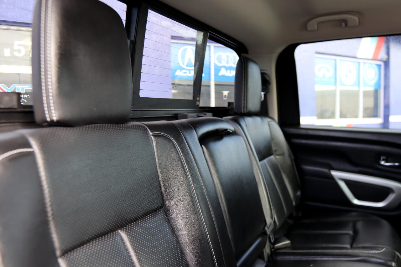 Nissan Titan 4x4 Crew Cab SV 2018