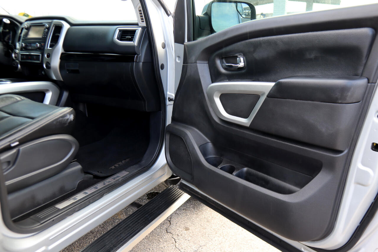 Nissan Titan 4x4 Crew Cab SV 2018