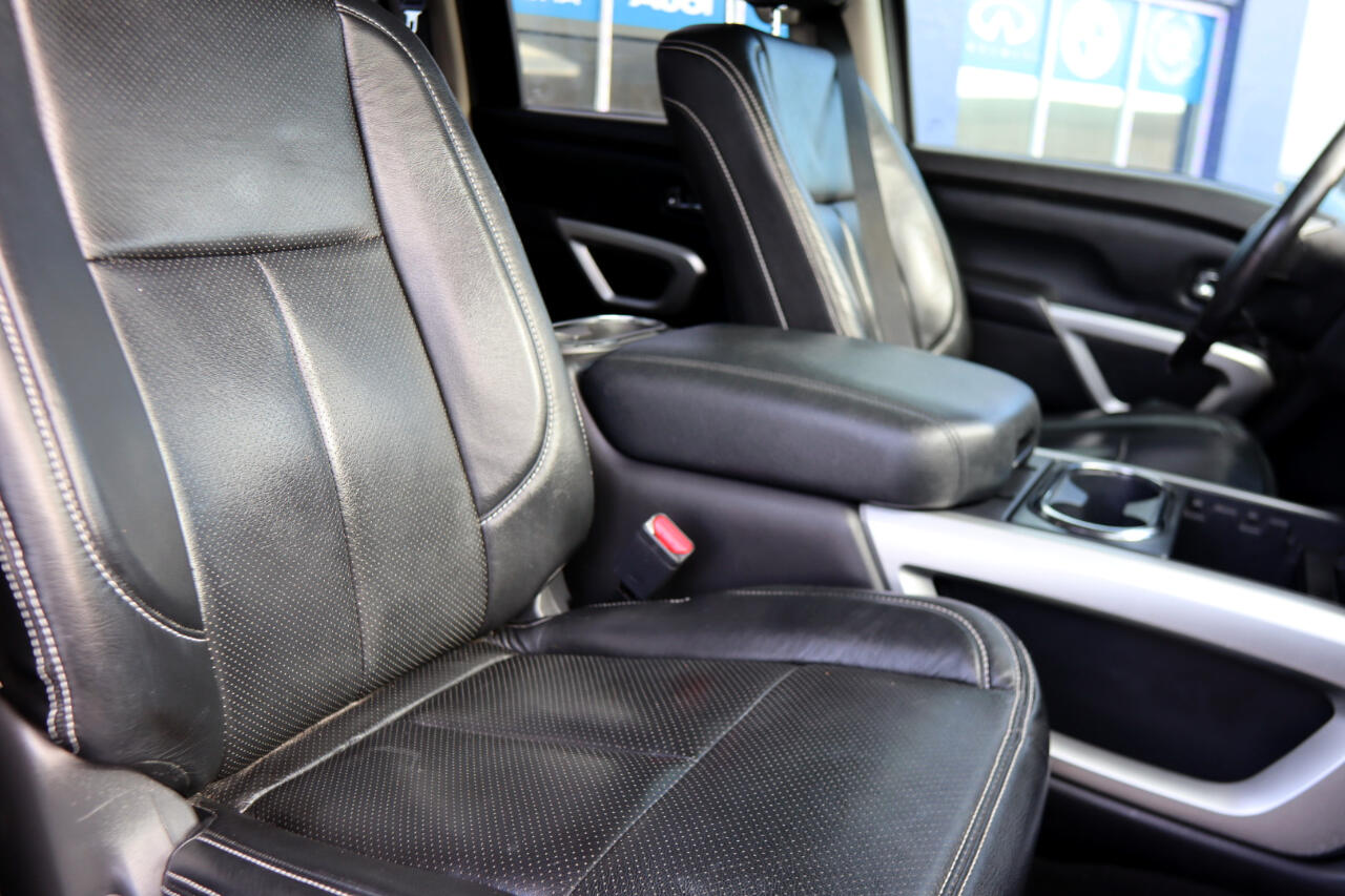 Nissan Titan 4x4 Crew Cab SV 2018